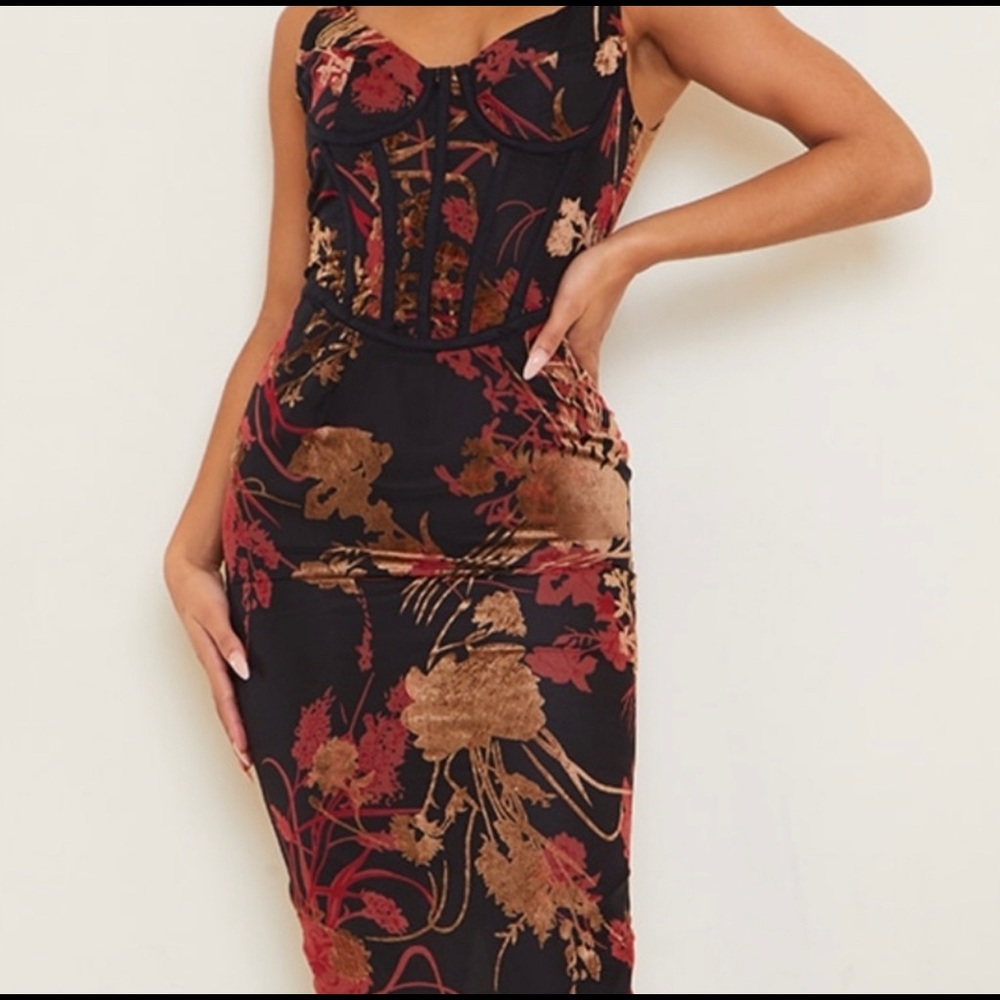 Pretty Little Thing Floral Corset Dress